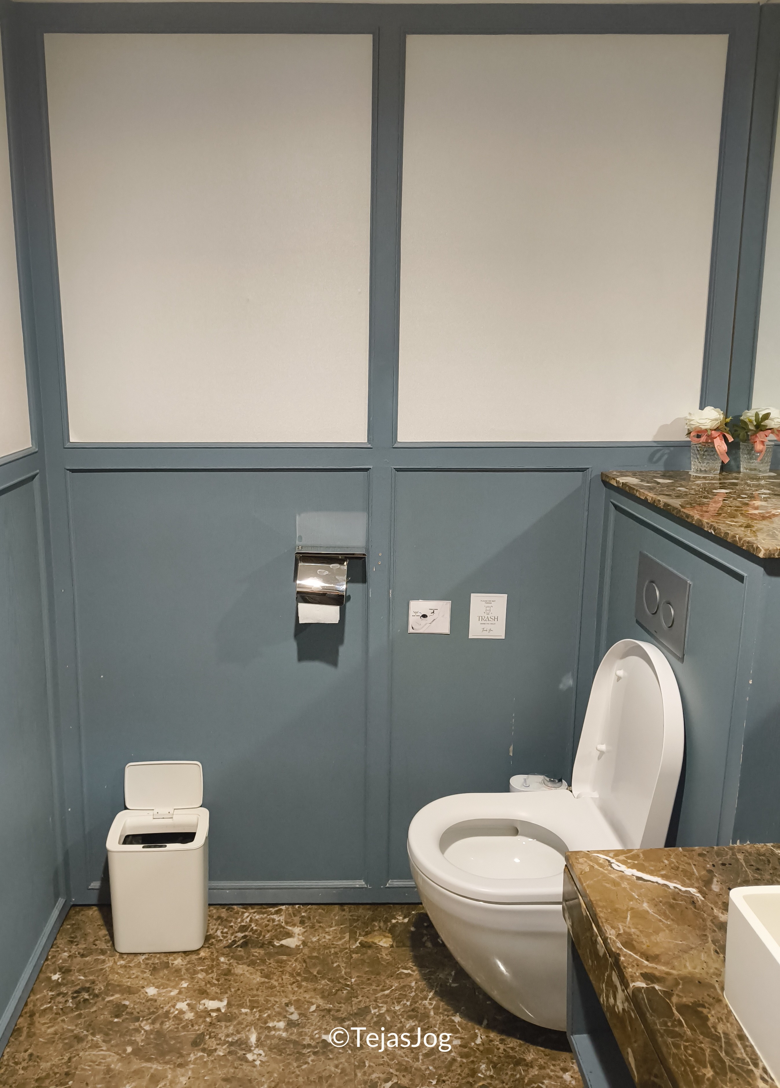 Coral Lounge at Bangkok Suvarnabhumi Airport Coral Lounge at Bangkok Suvarnabhumi Airport