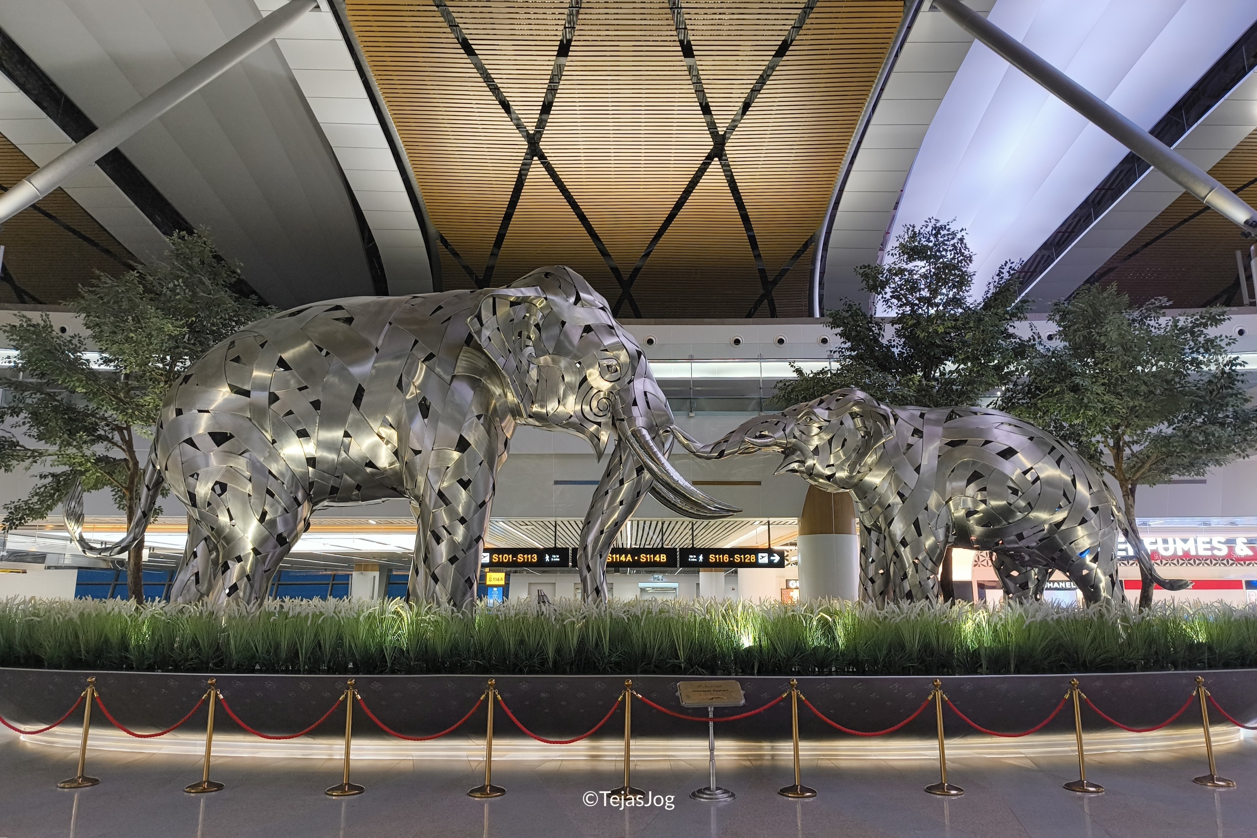 Himmapan Elephant Himmapan Elephant