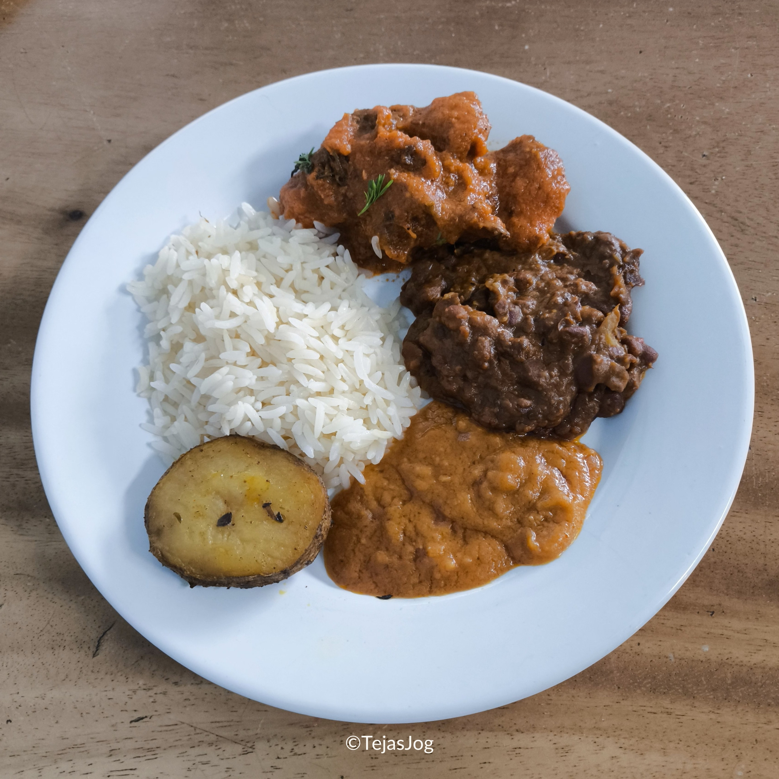 Dinner at the Plaza Premium Lounge