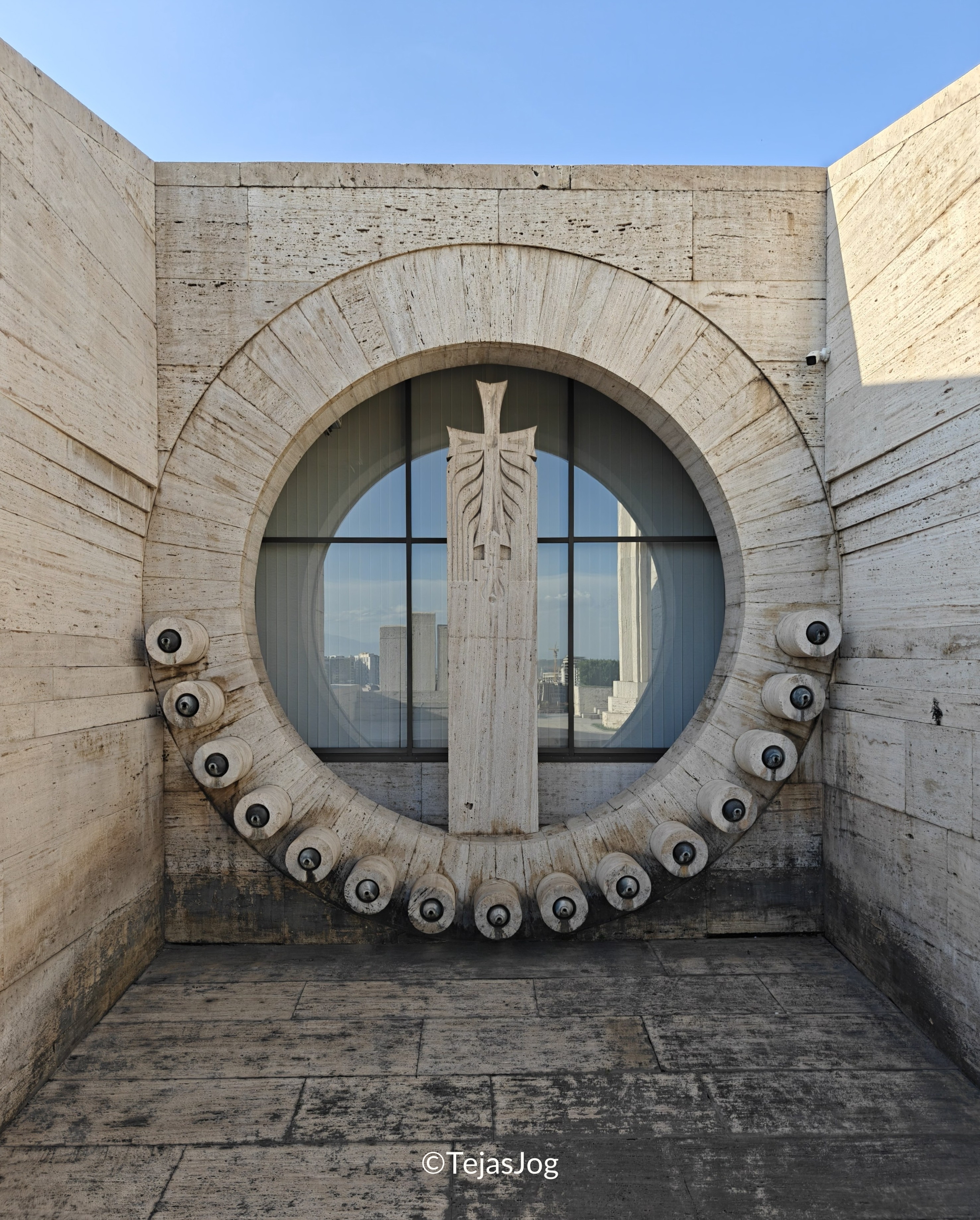 Cascade Complex Cascade Complex