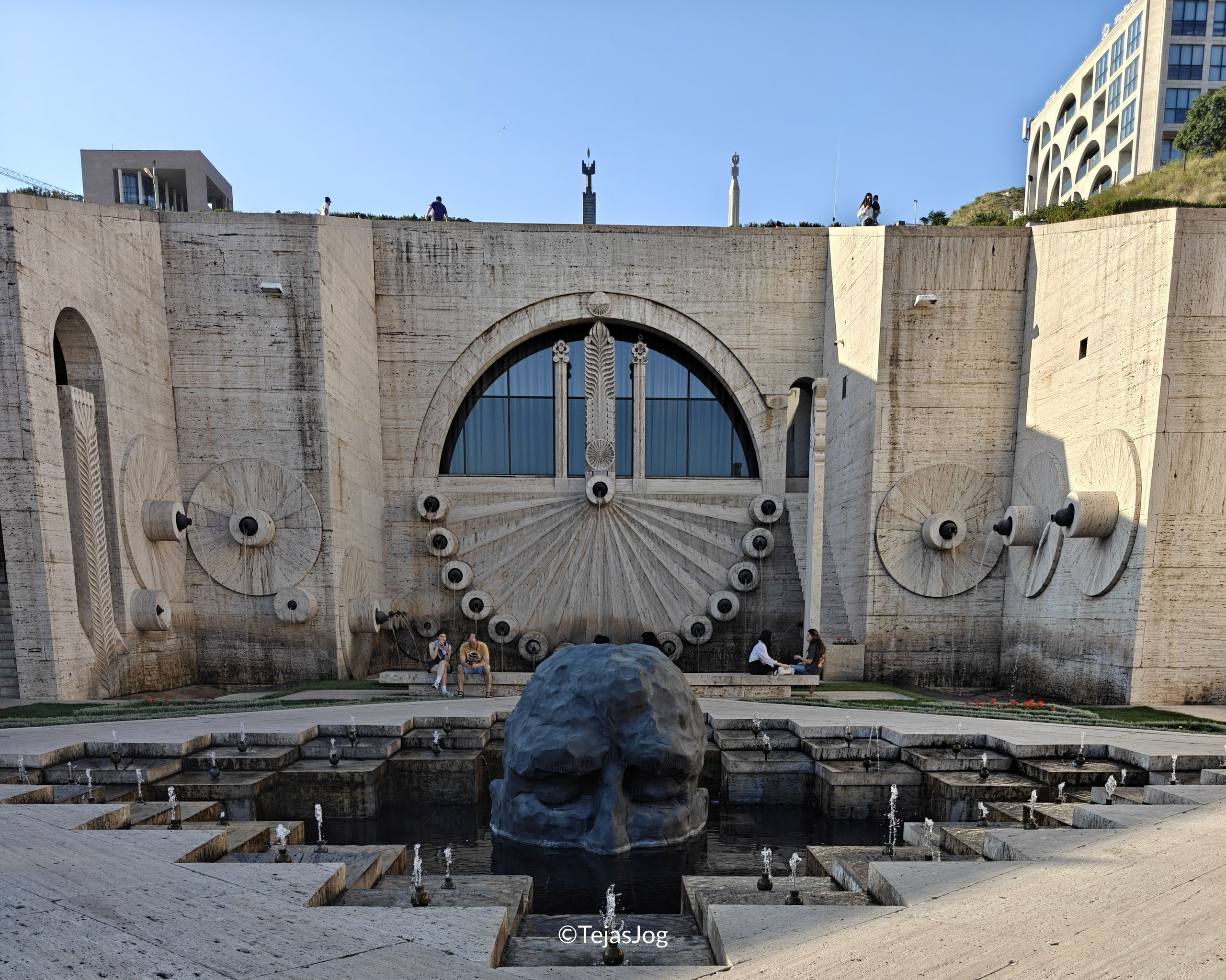 Cascade Complex Cascade Complex