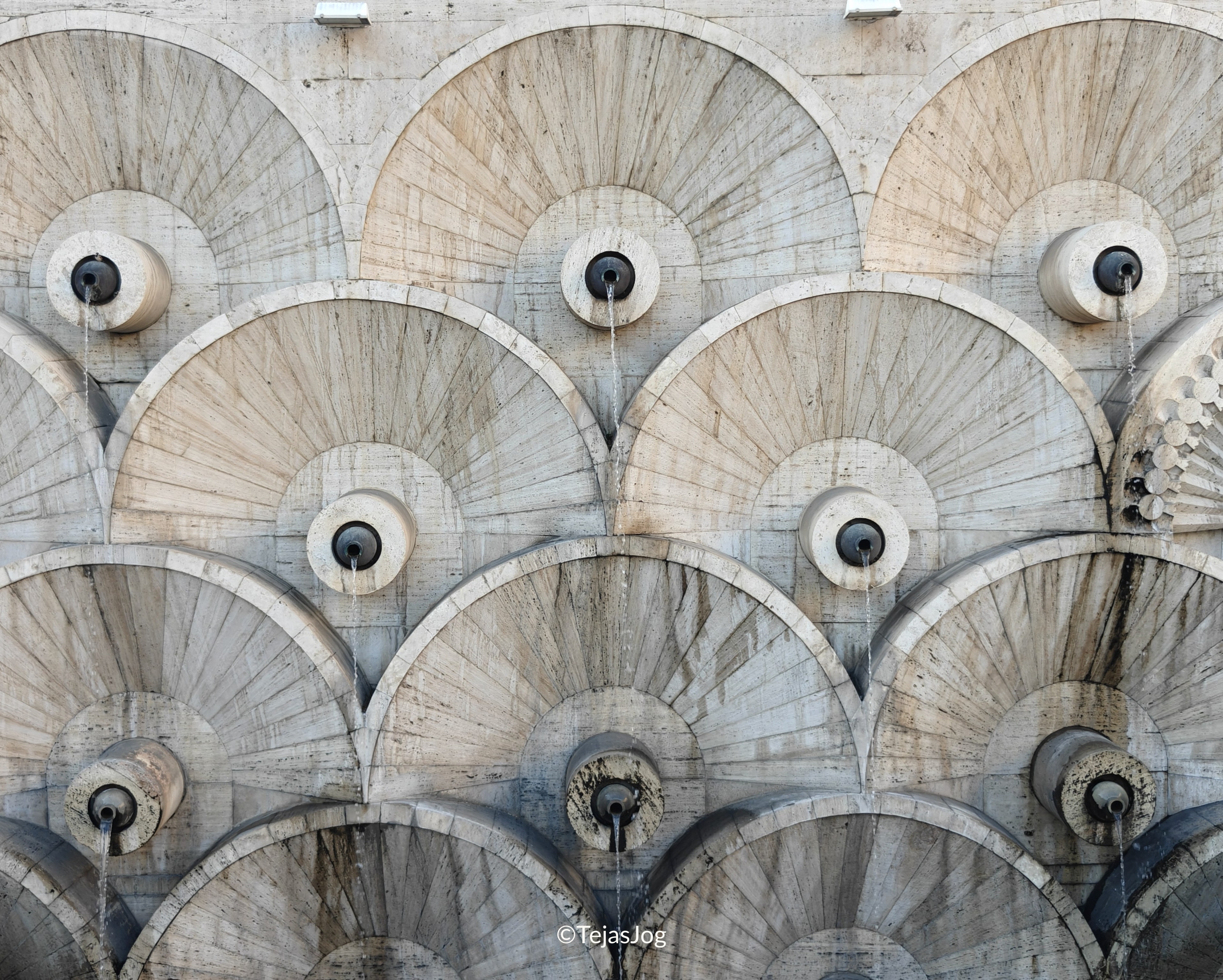 Cascade Complex Cascade Complex