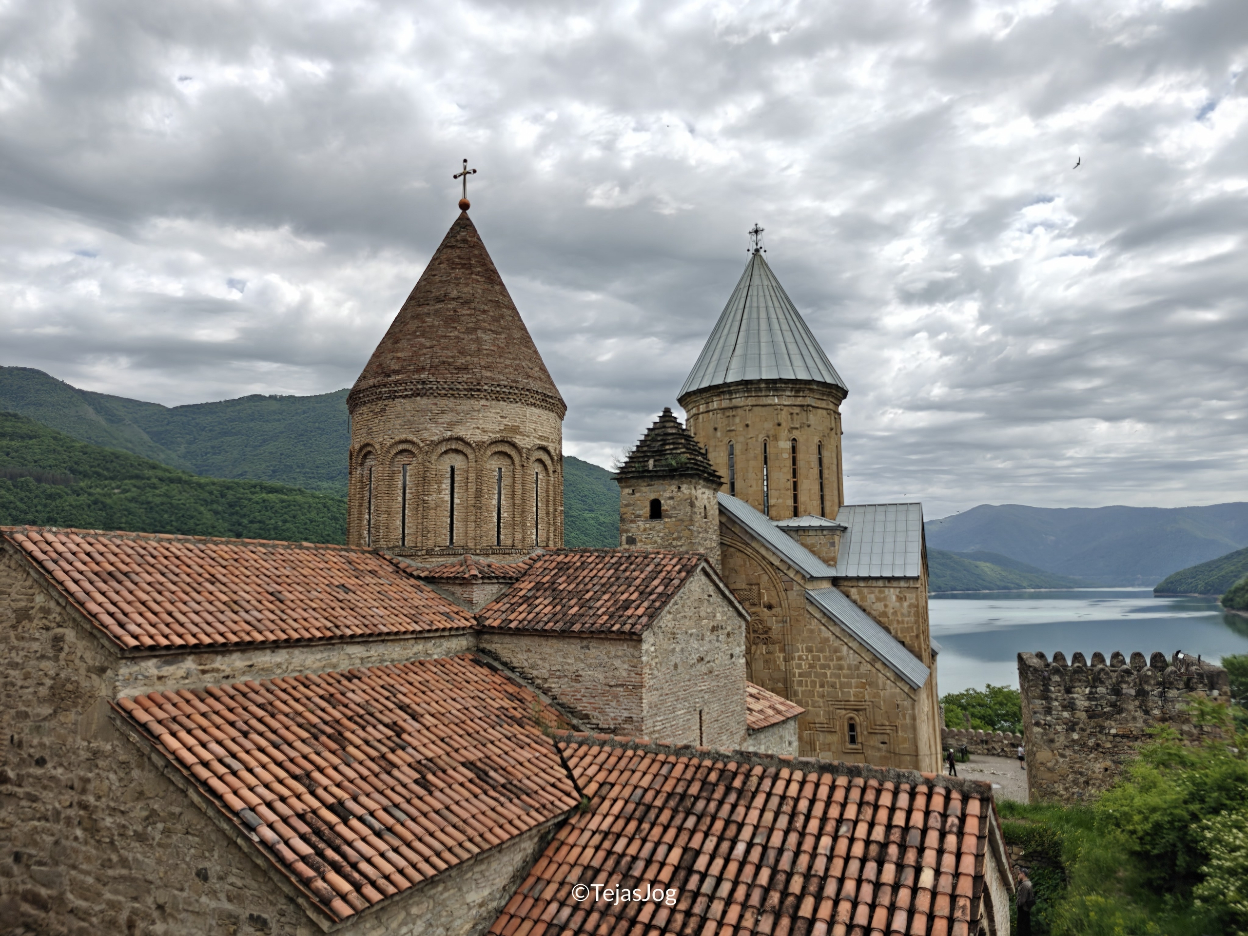 Ananuri Fortress Complex