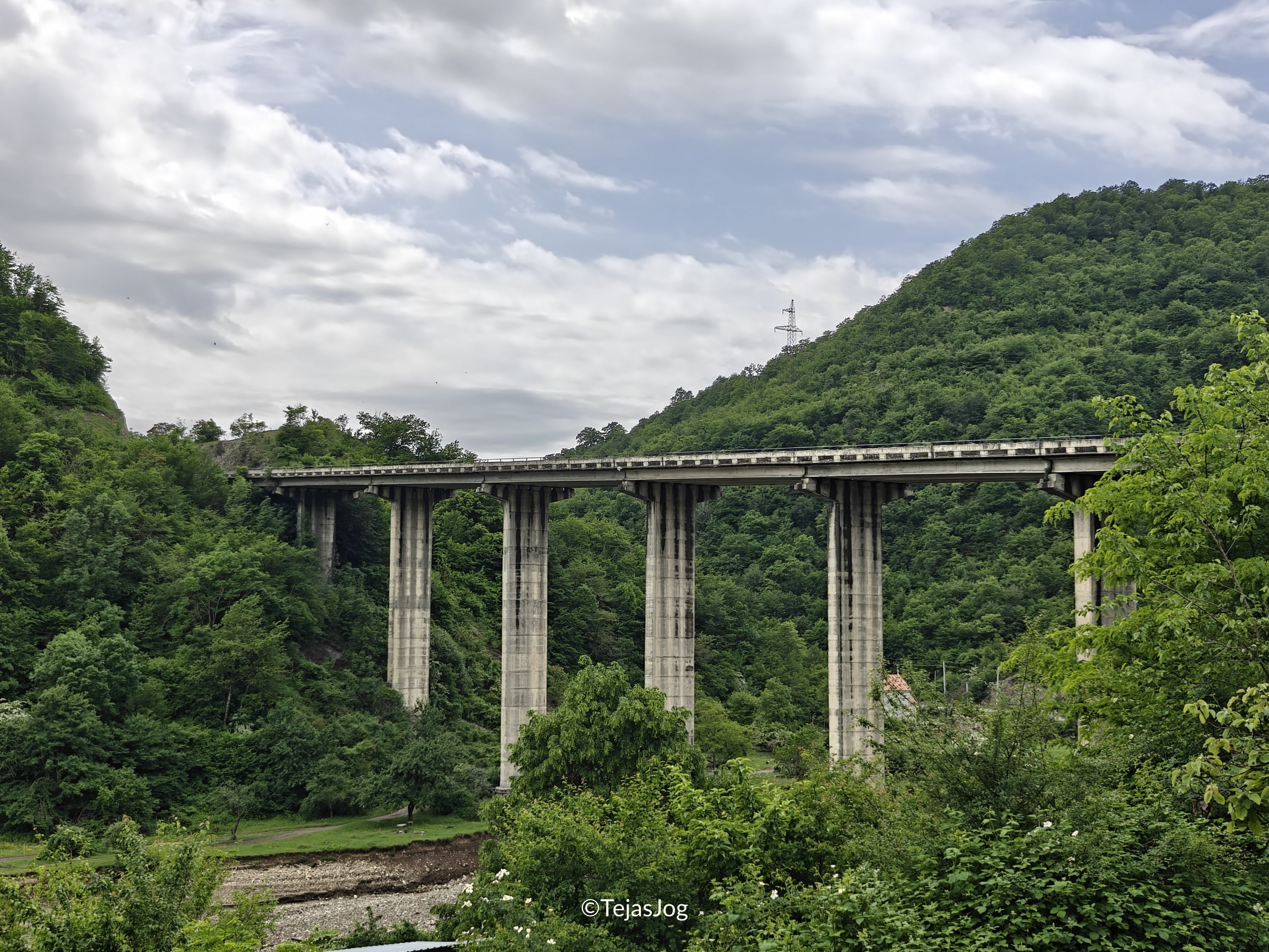 Ananuri Fortress Complex