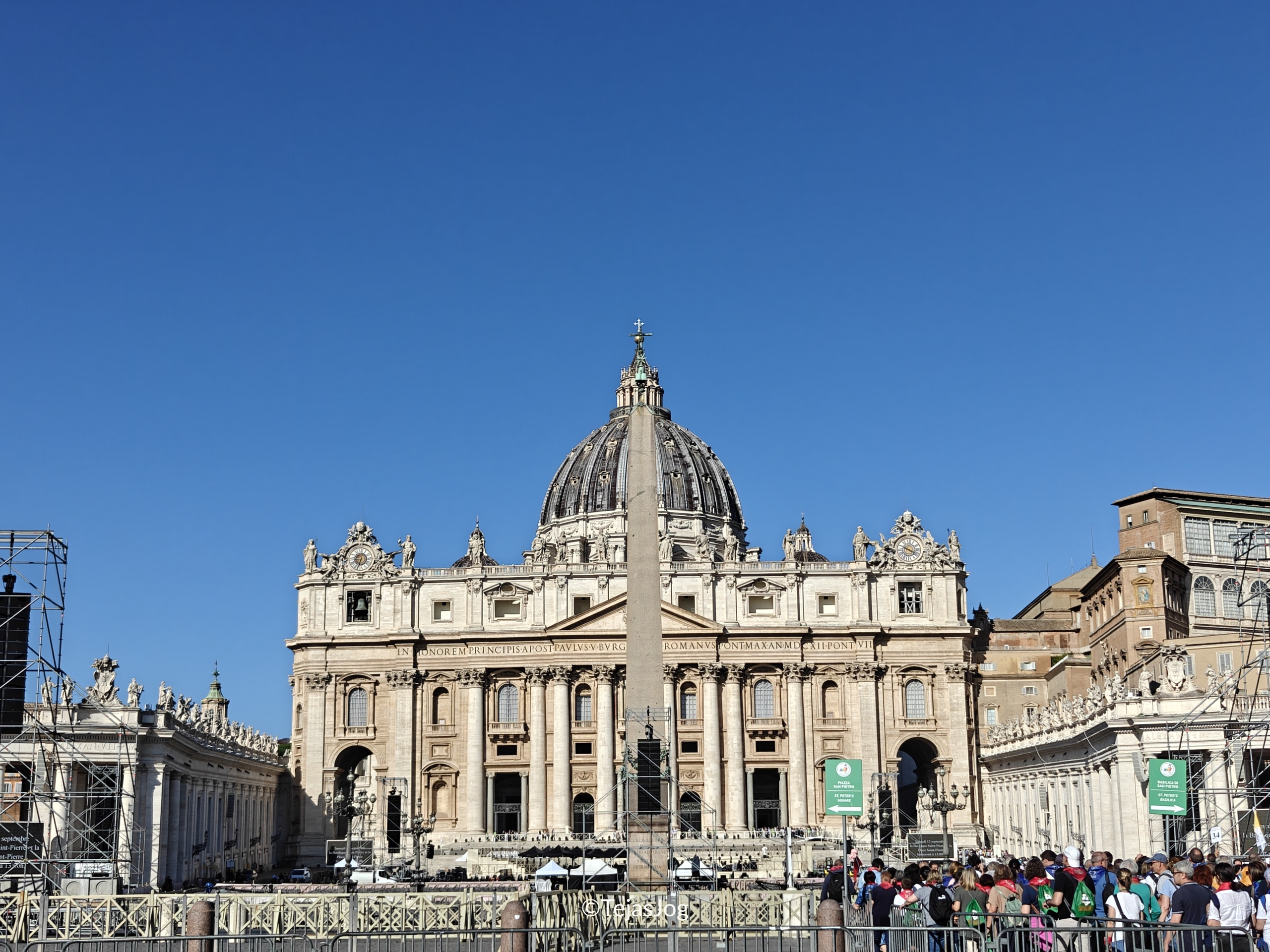 Saint Peter's Square / Piazza San Pietro Saint Peter's Square / Piazza San Pietro