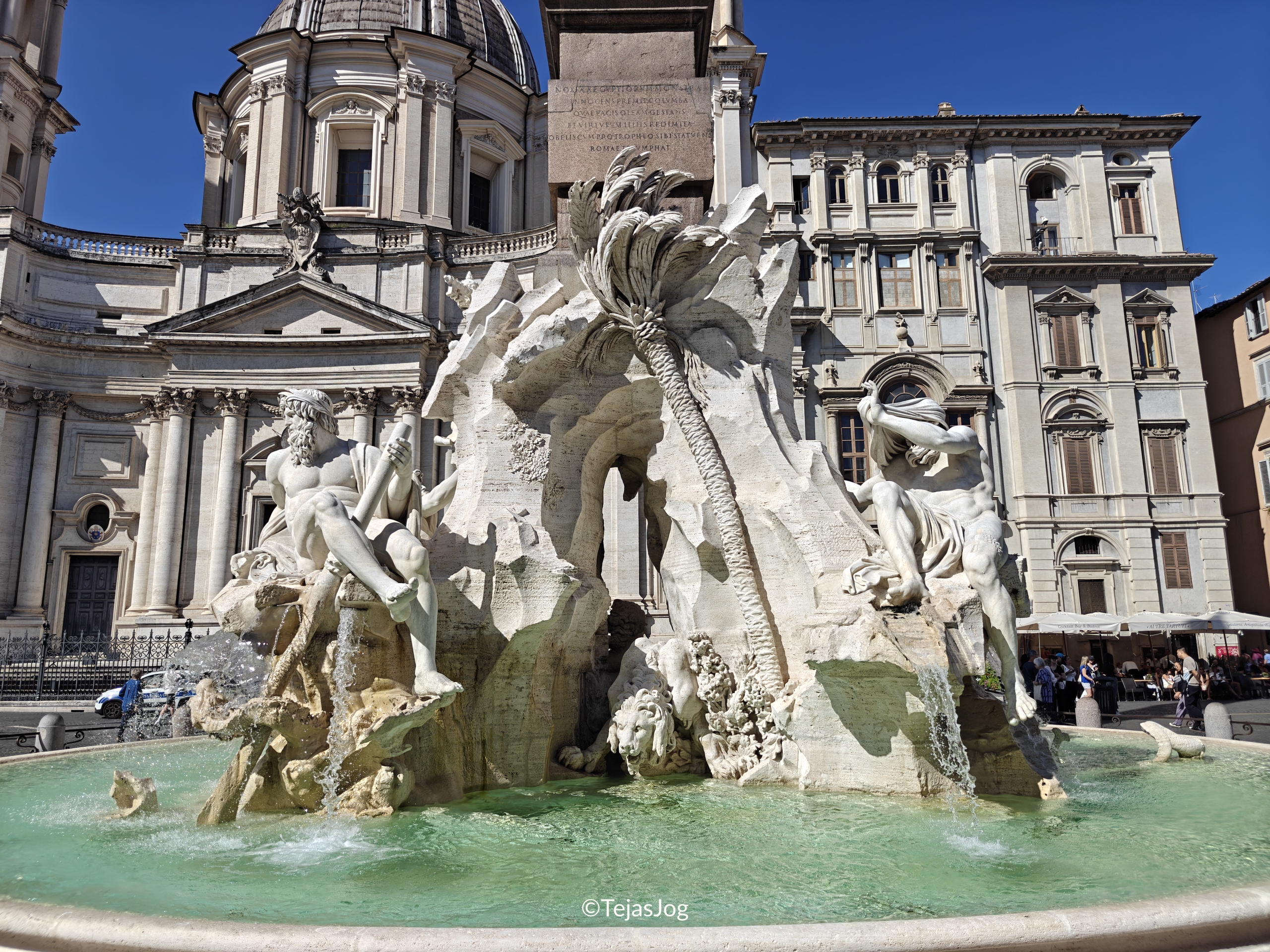 Fontana dei Quattro Fiumi Fontana dei Quattro Fiumi