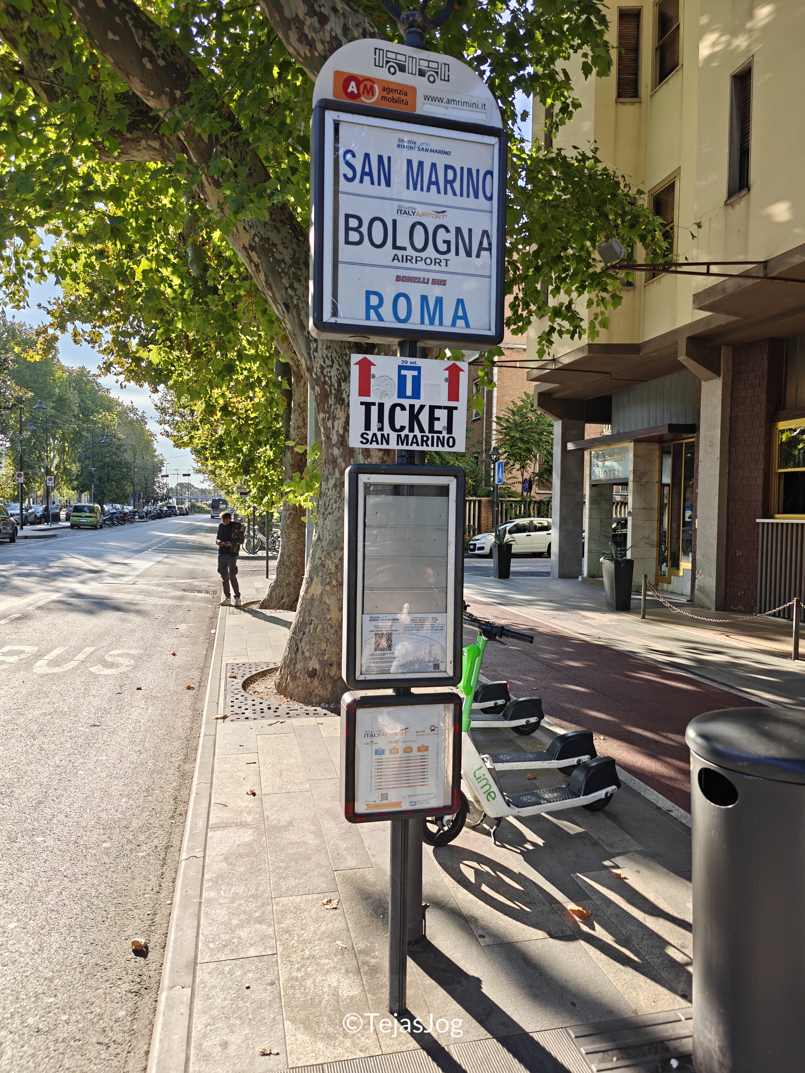 Bus stop for San Marino
