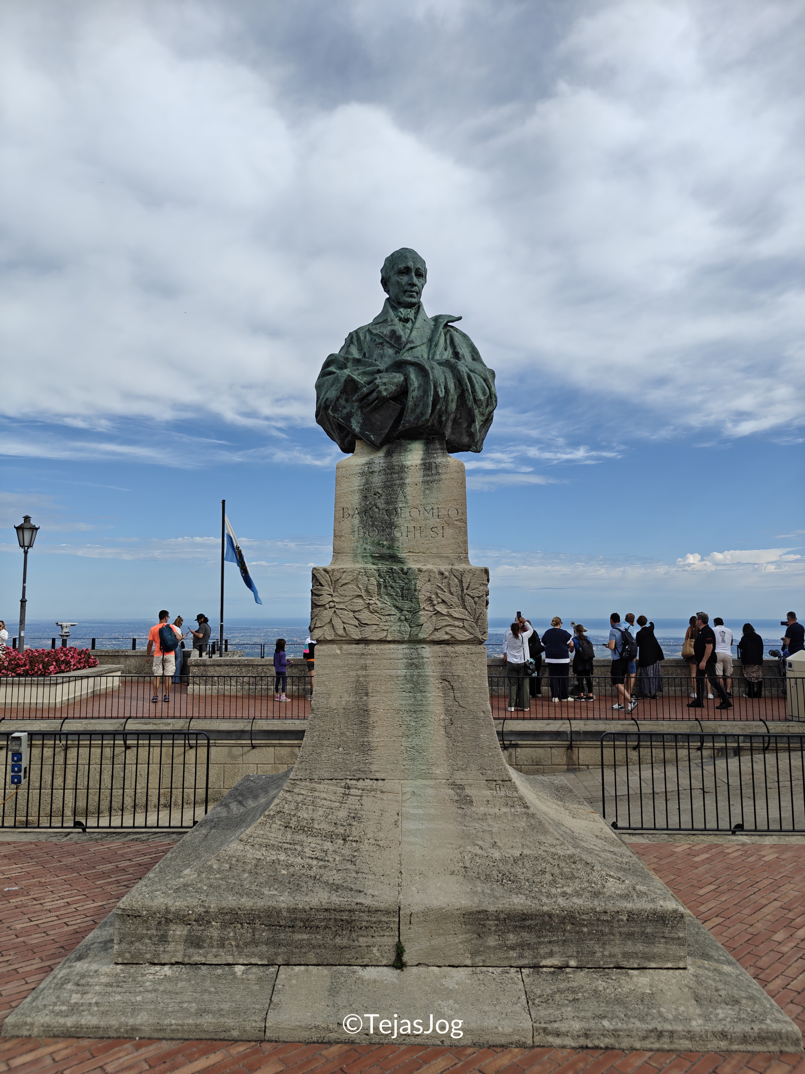 Monumento a Bartolomeo Borghesi