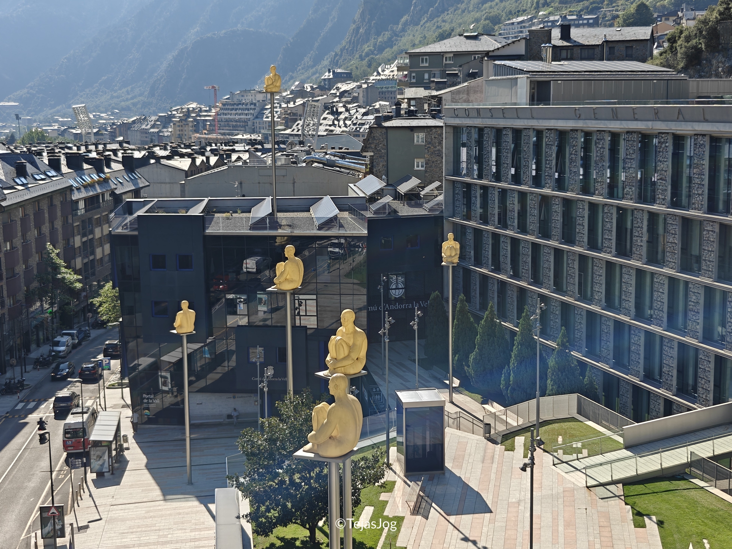 7 sculptures by Jaume Plens