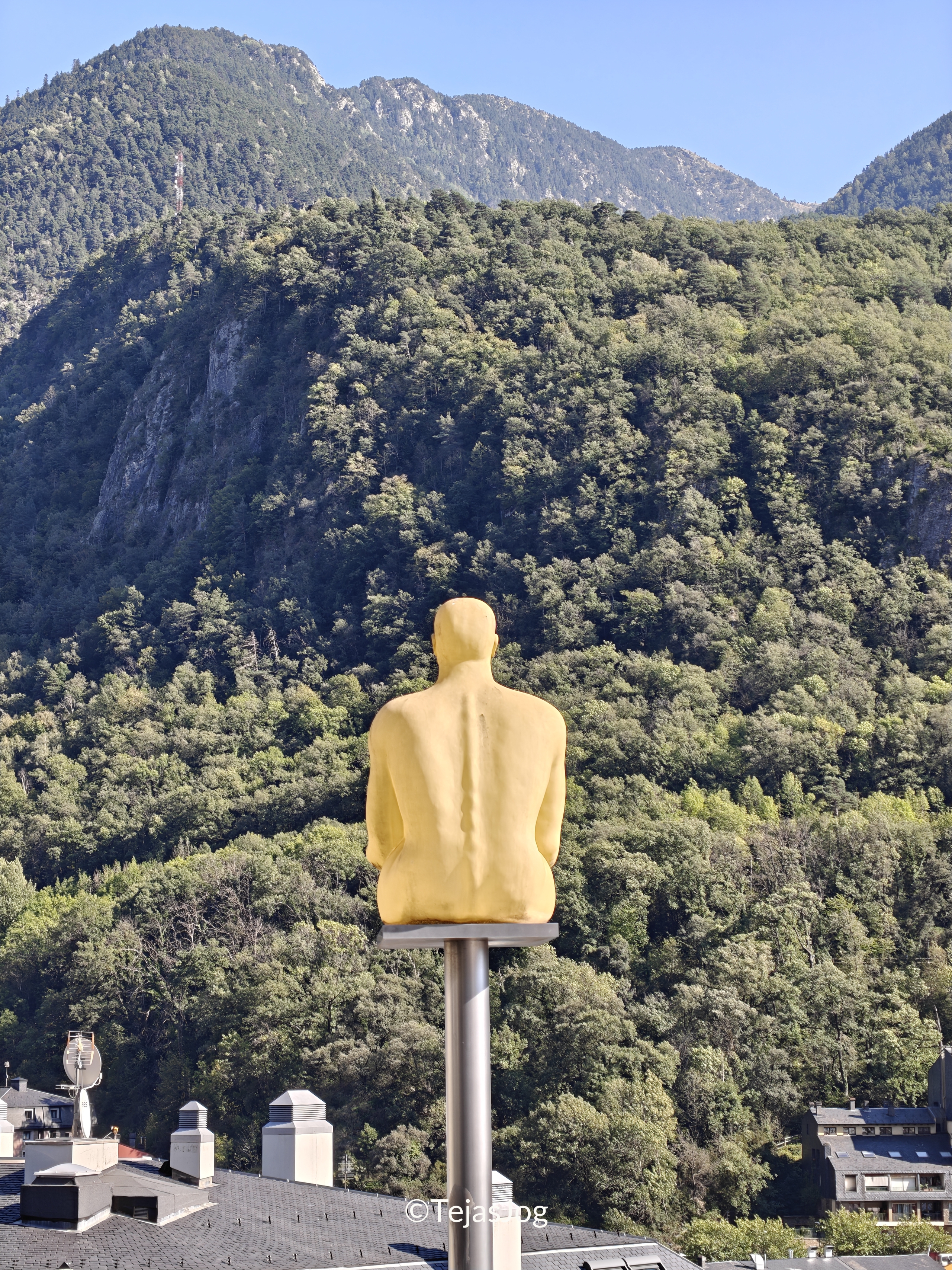 7 sculptures by Jaume Plens