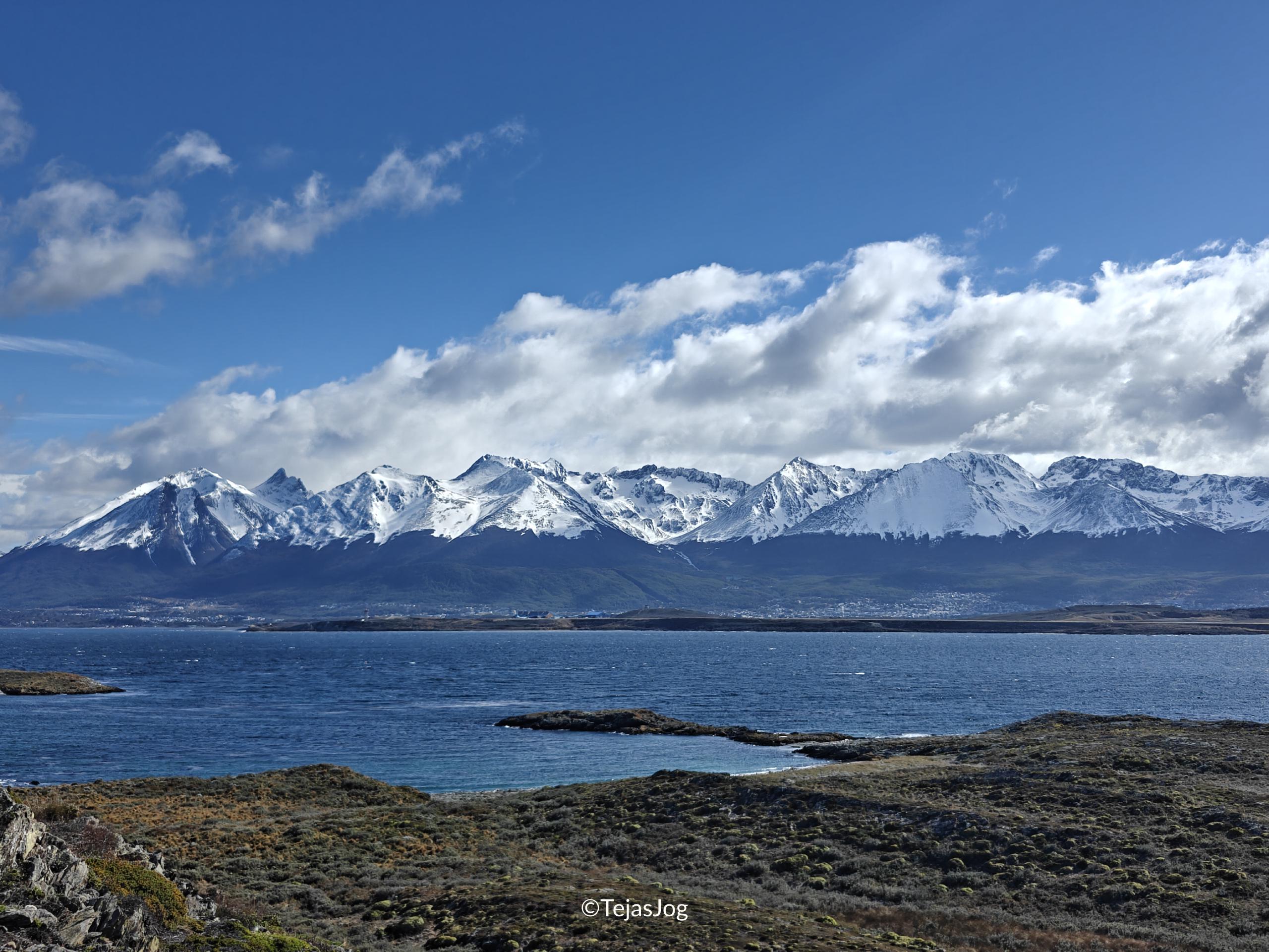 Bridges Island / Isla Bridges Bridges Island / Isla Bridges