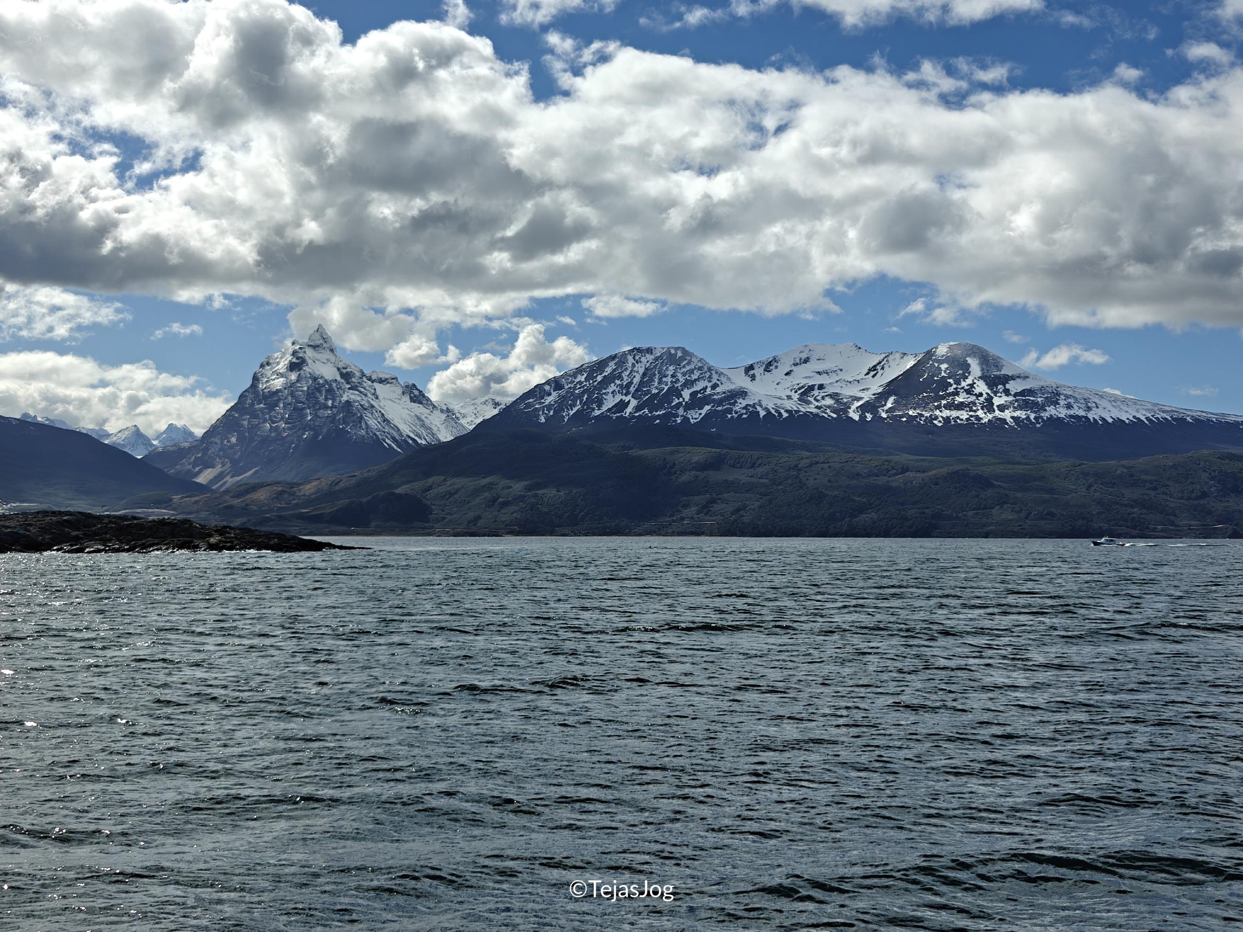 Approching Ushuaia Approching Ushuaia