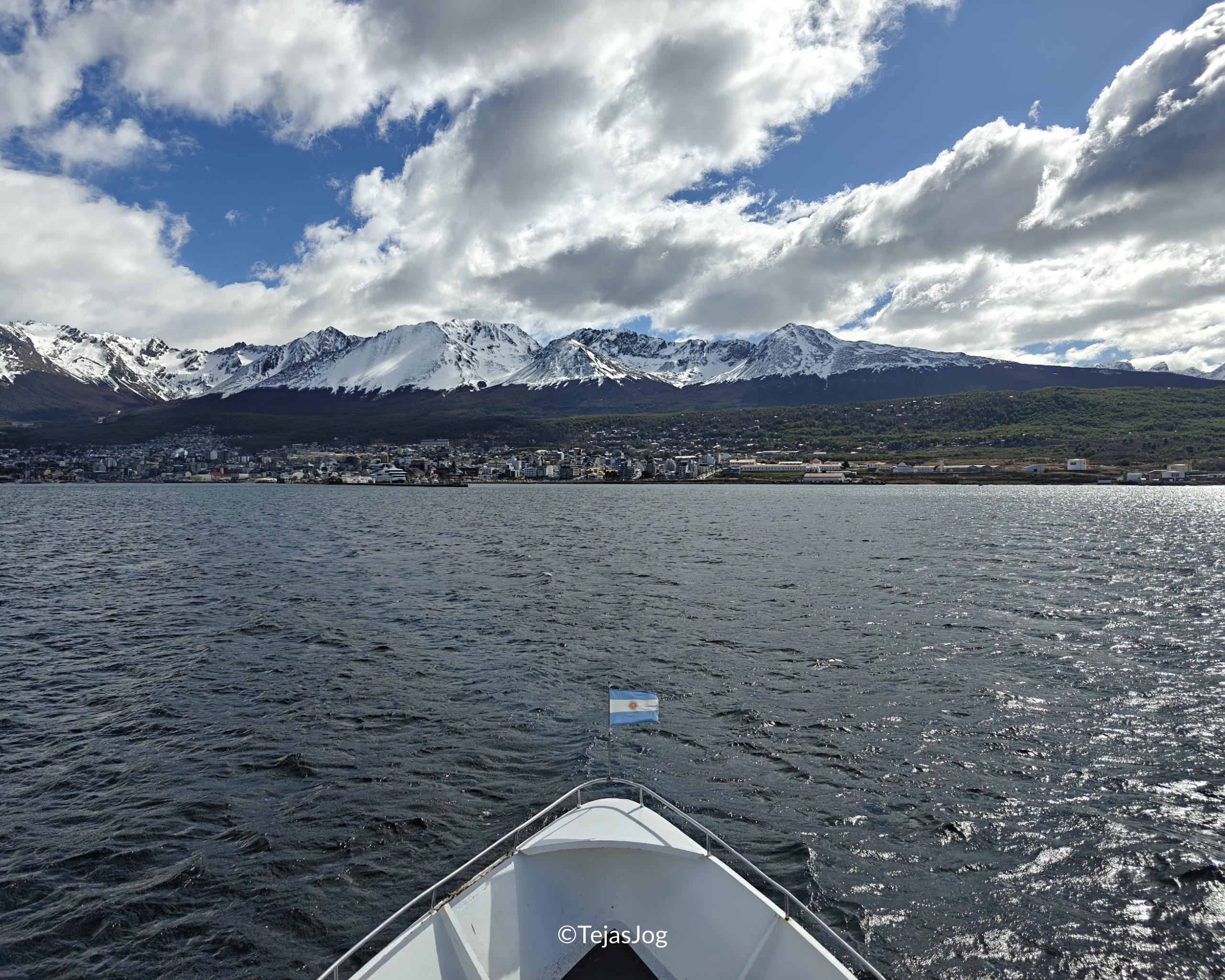 Approching Ushuaia Approching Ushuaia