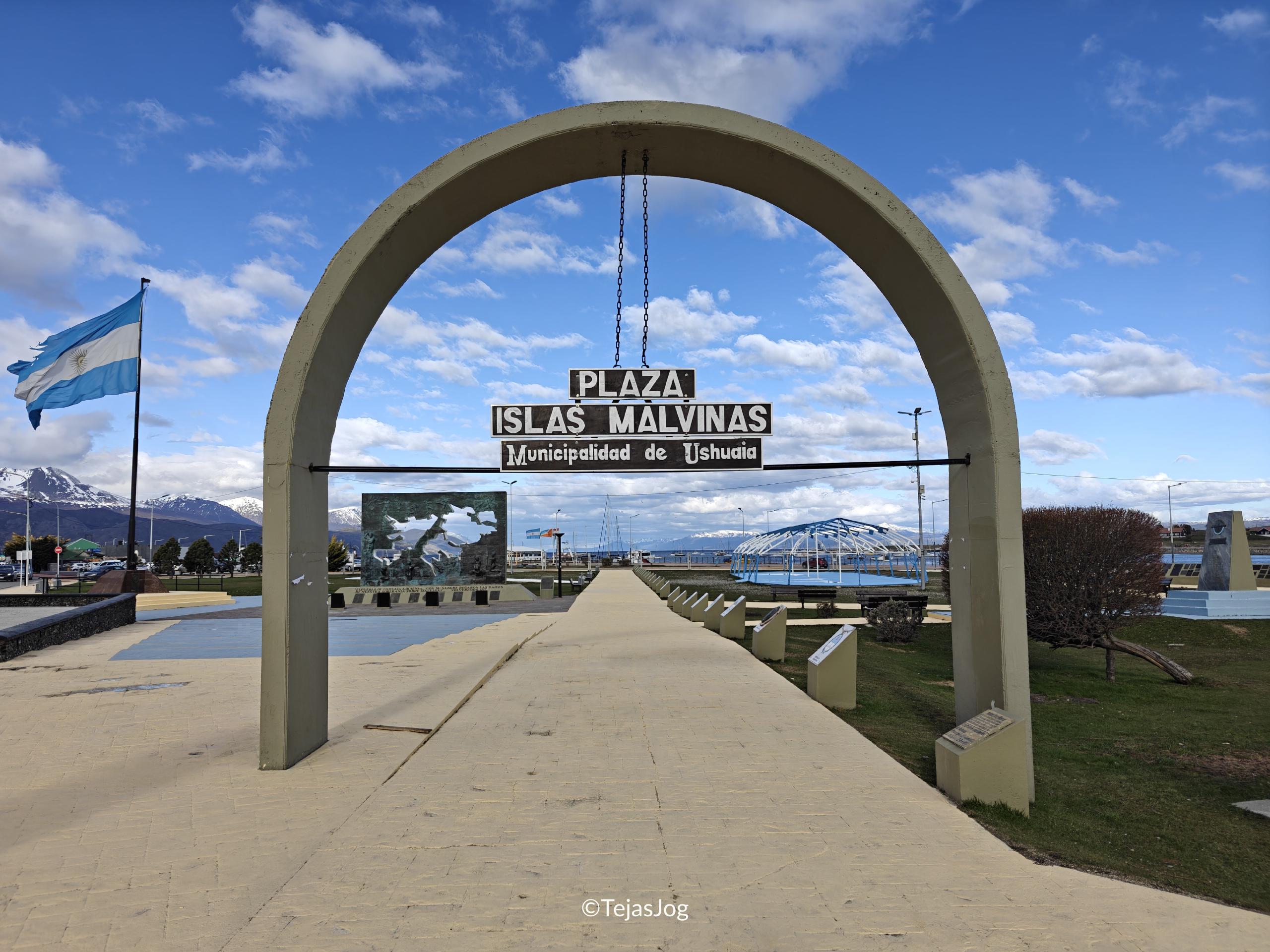 Plaza Islas Malvinas Plaza Islas Malvinas