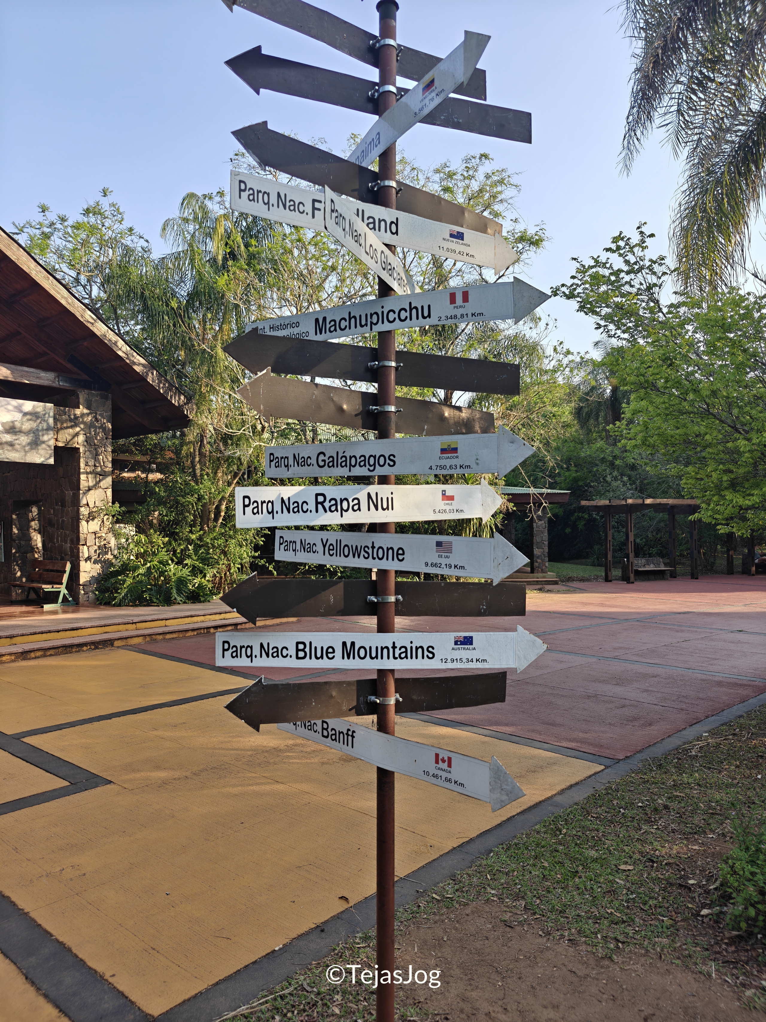 Centro de Visitantes Yvyrá Retá