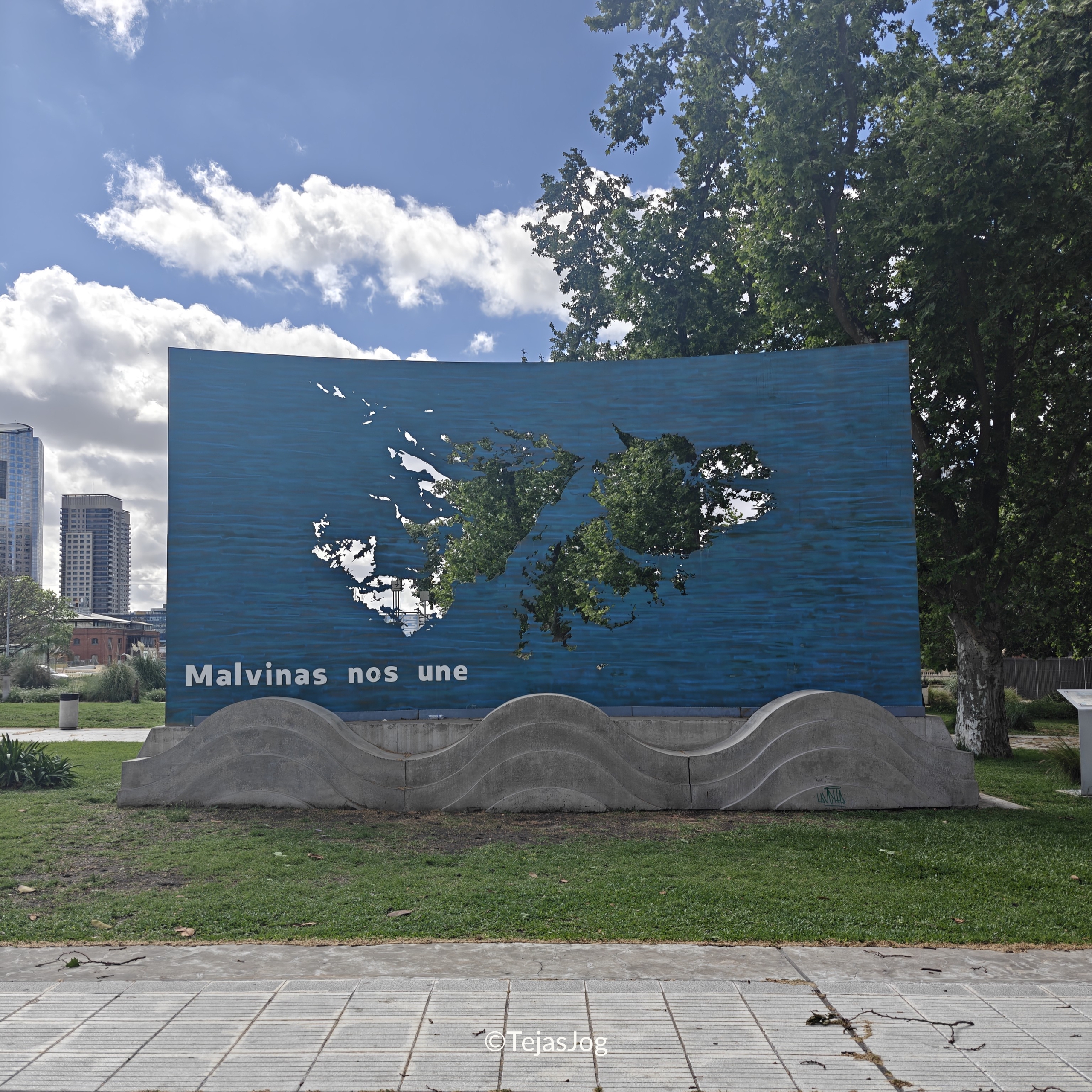 Monumento Conmemorativo de las Islas Malvinas