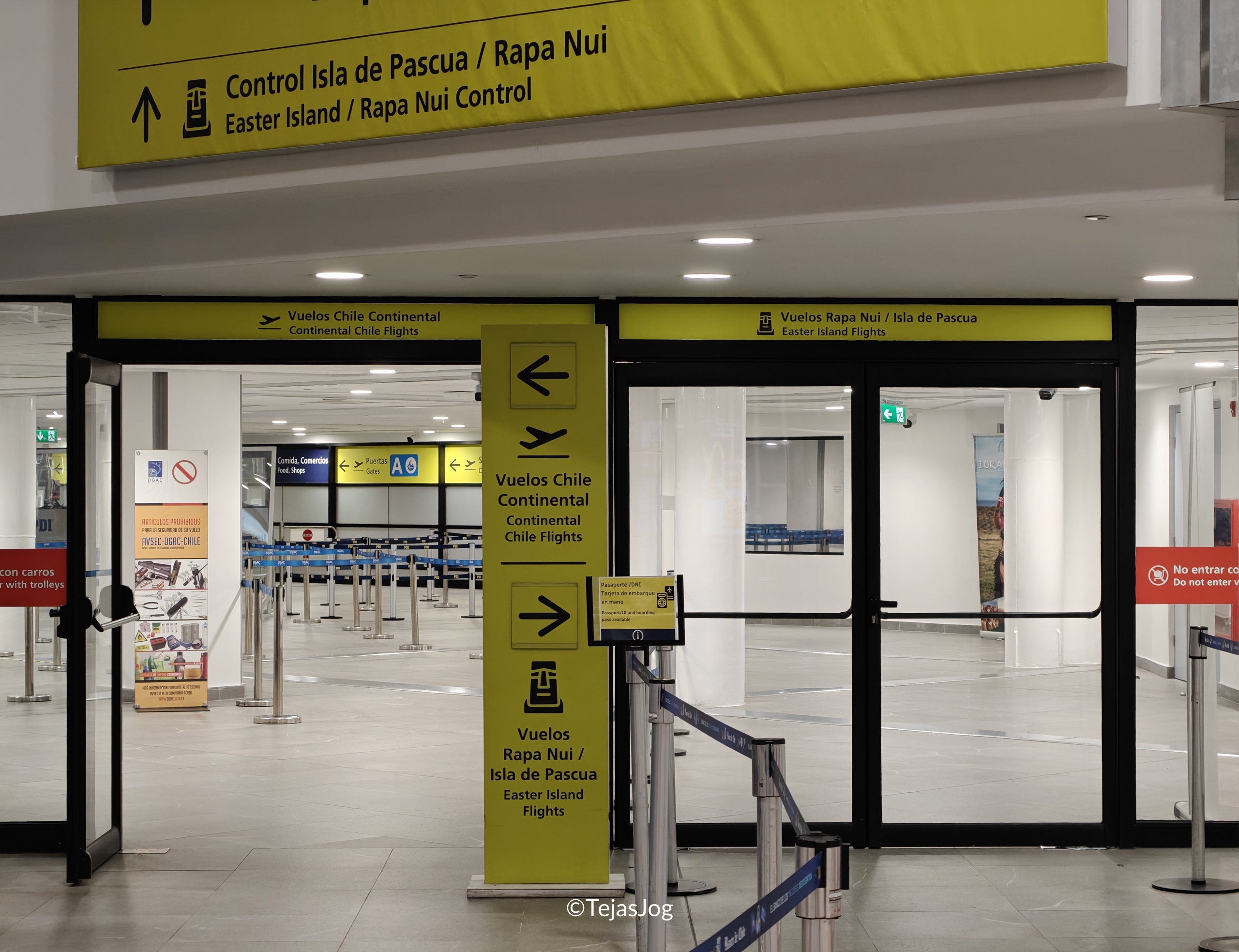 Arturo Merino Benitez International Airport / Aeropuerto Internacional Arturo Merino Benítez Arturo Merino Benitez International Airport / Aeropuerto Internacional Arturo Merino Benítez