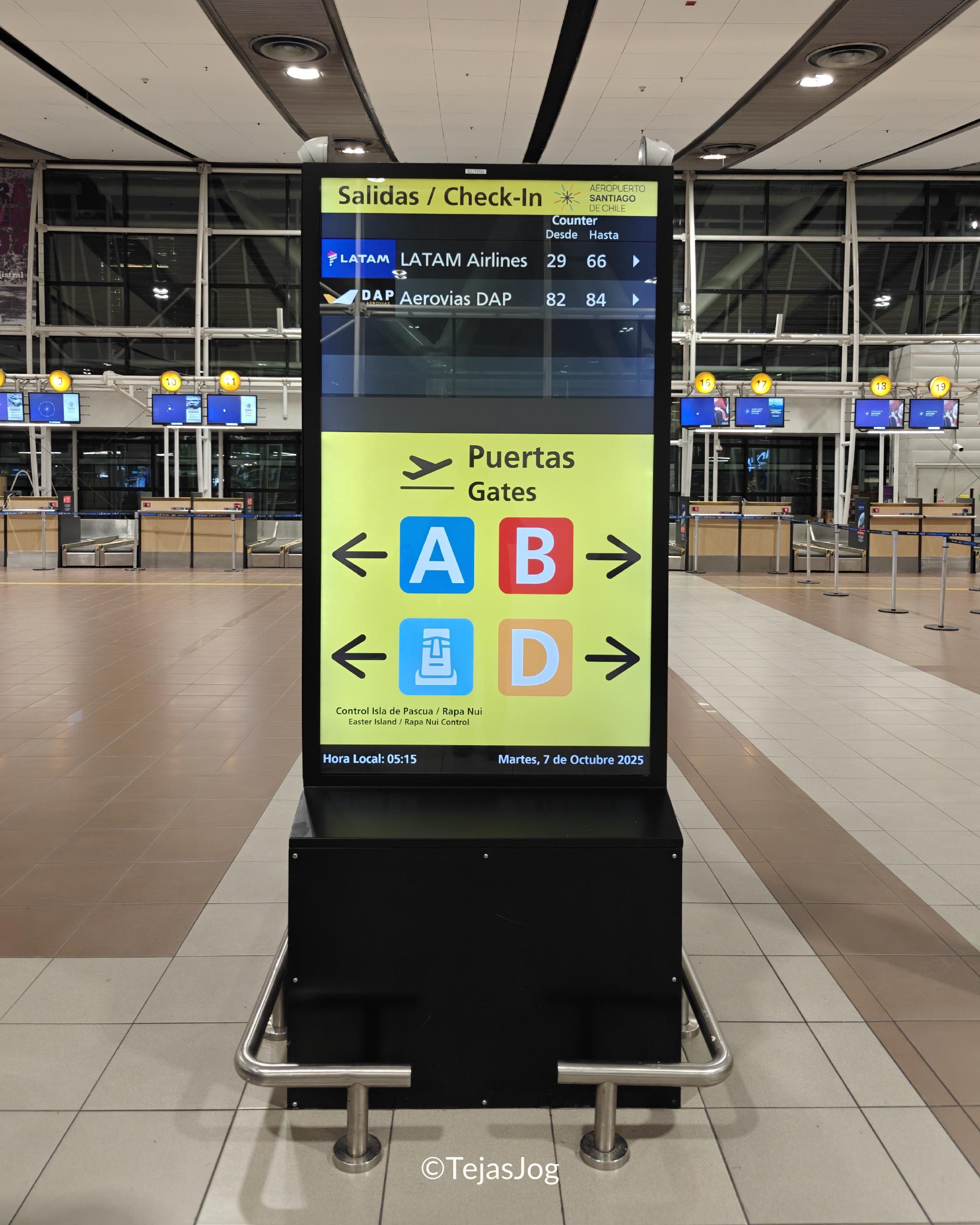 Arturo Merino Benitez International Airport / Aeropuerto Internacional Arturo Merino Benítez Arturo Merino Benitez International Airport / Aeropuerto Internacional Arturo Merino Benítez