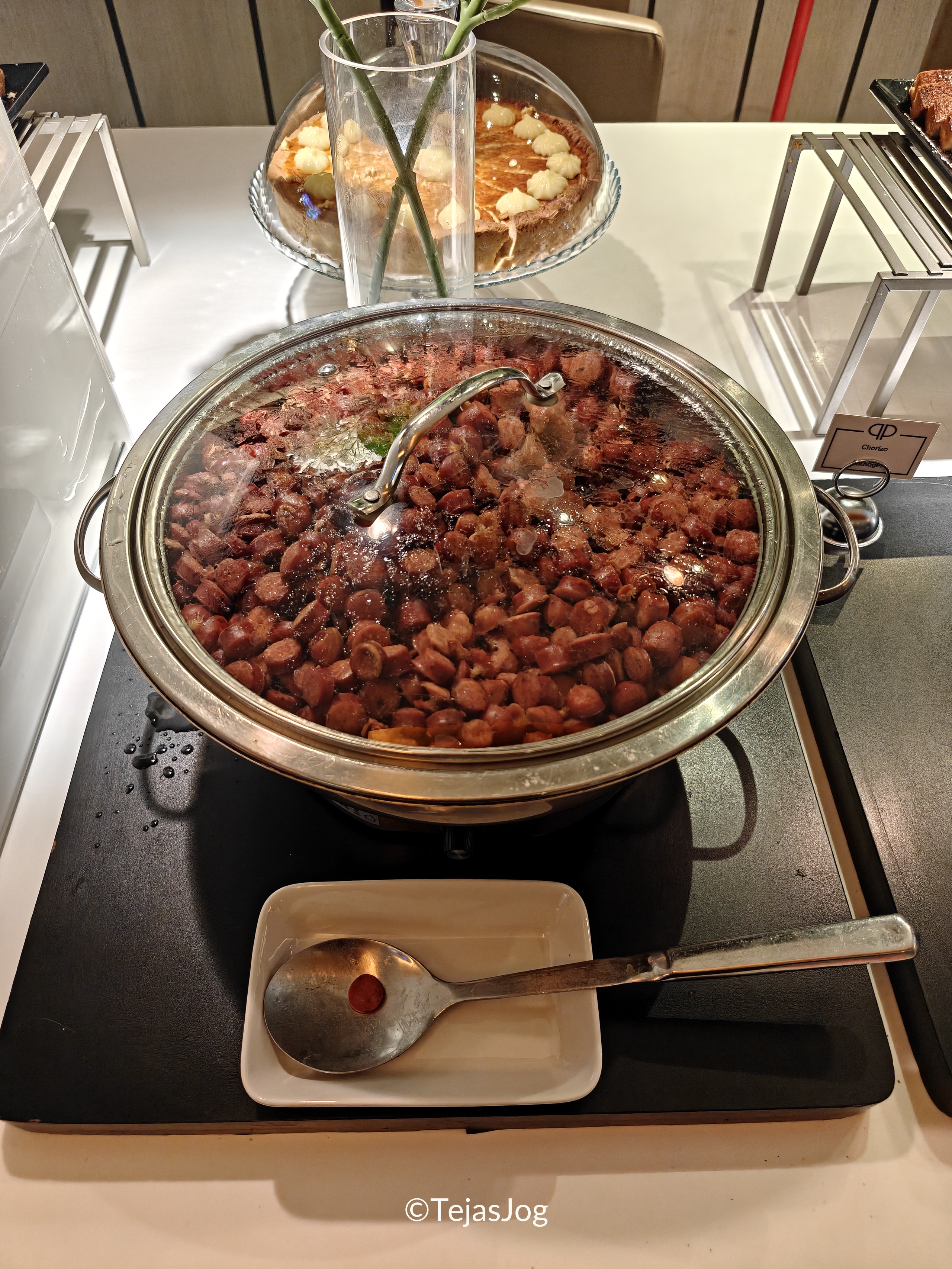 Buffet at Andes Lounge Buffet at Andes Lounge