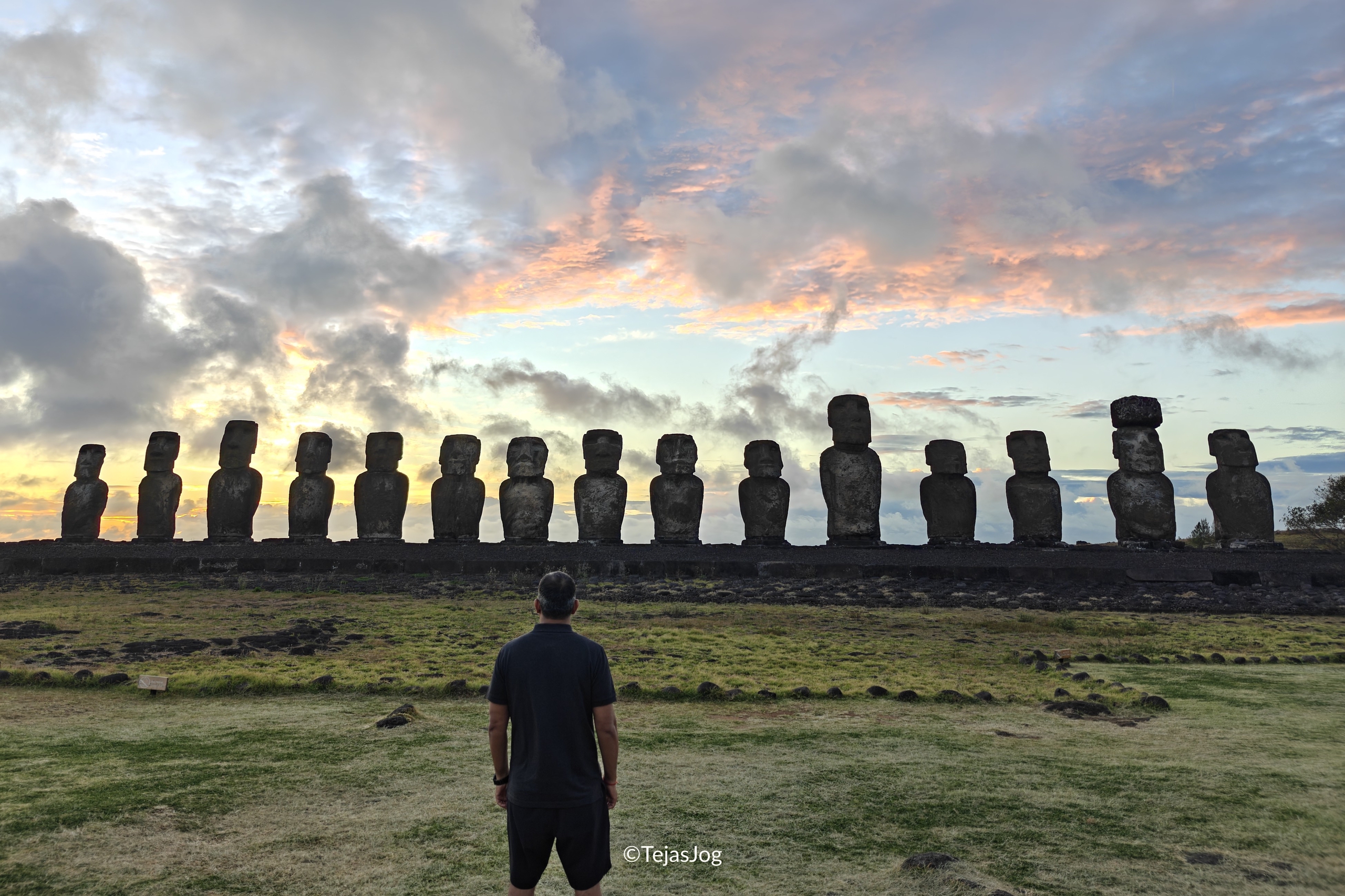Sunrise at  Ahu Tongariki
