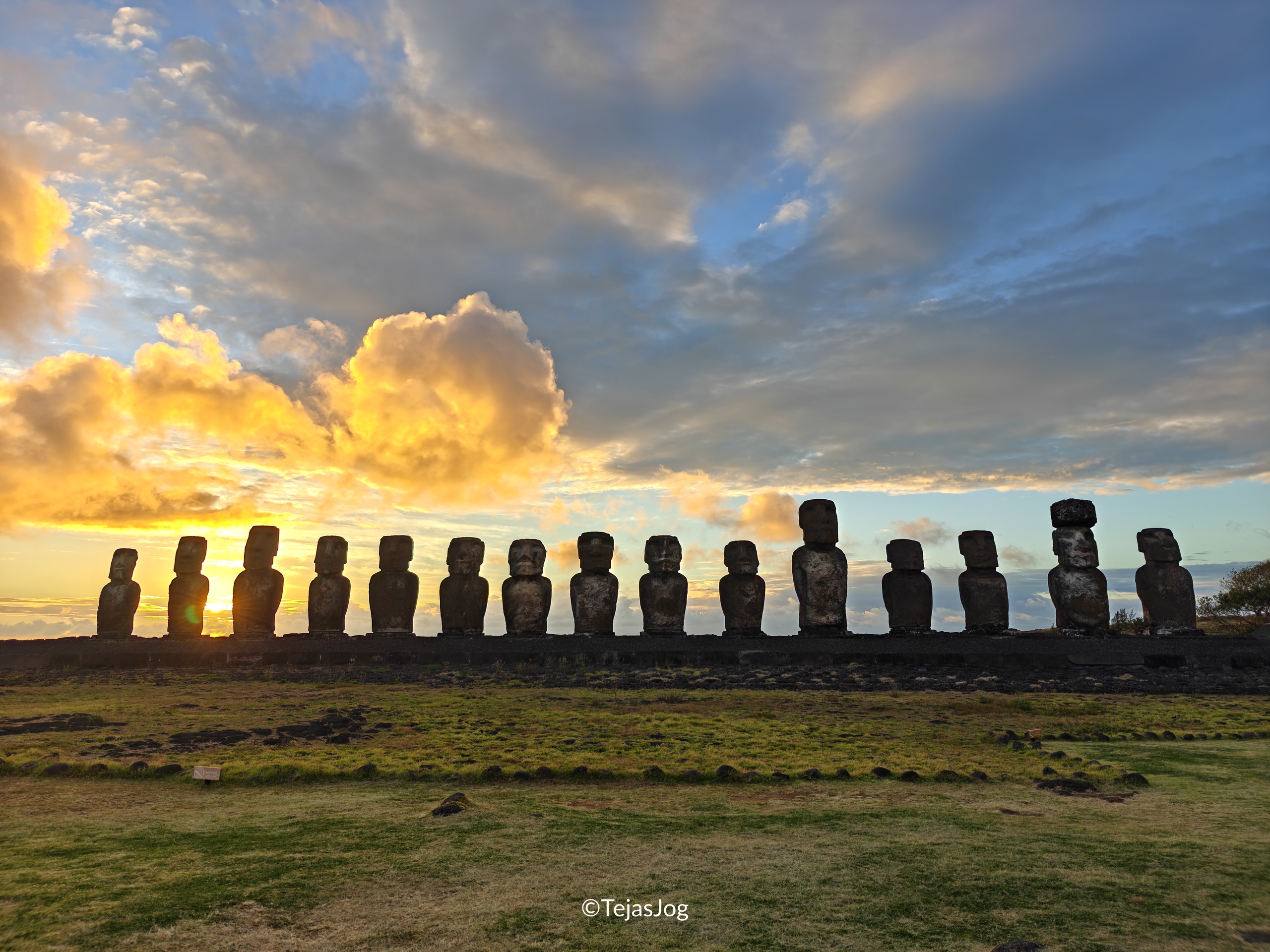 Sunrise at  Ahu Tongariki